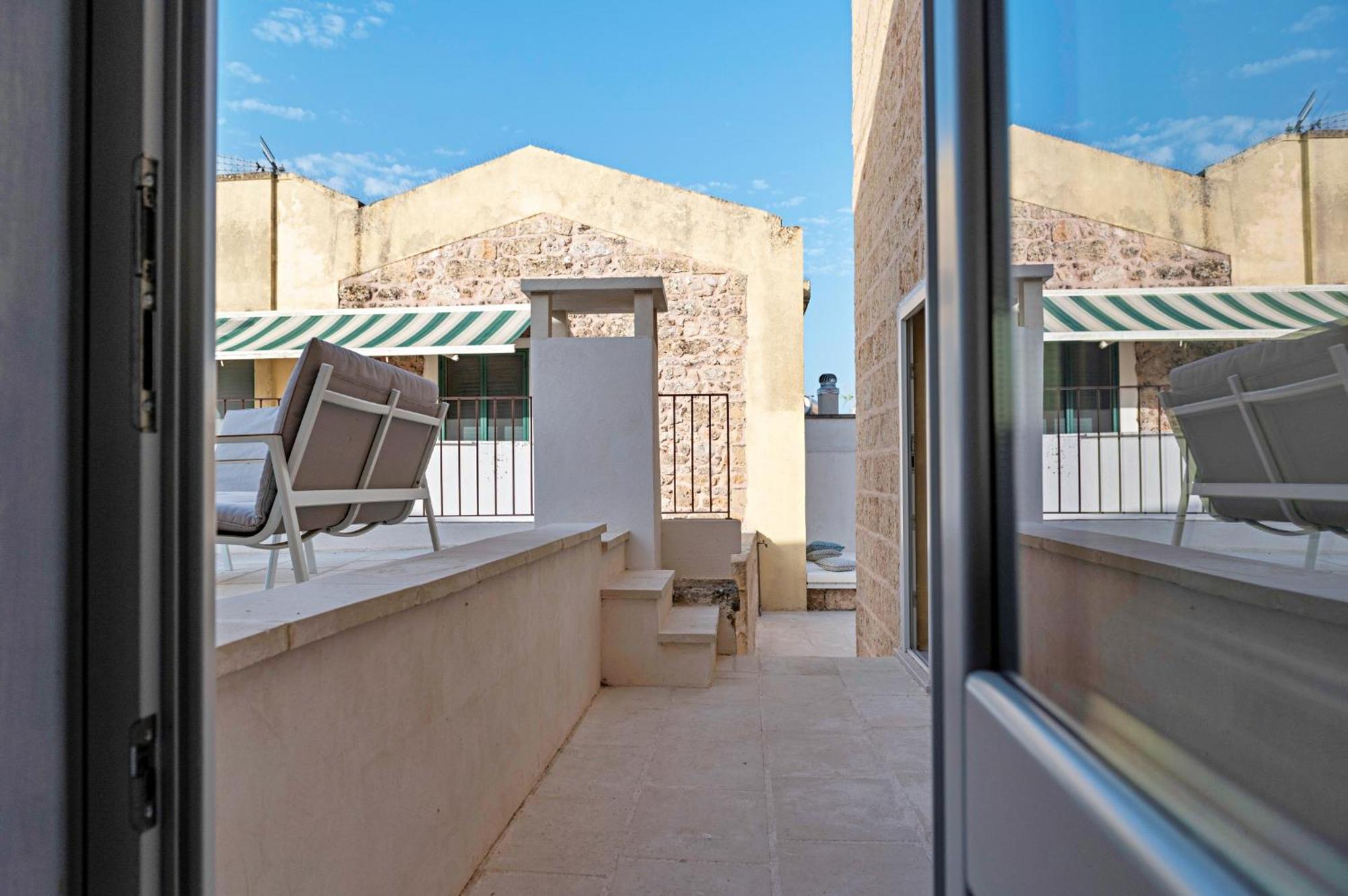 Palazzo Pati Hotell Tiggiano Exteriör bild
