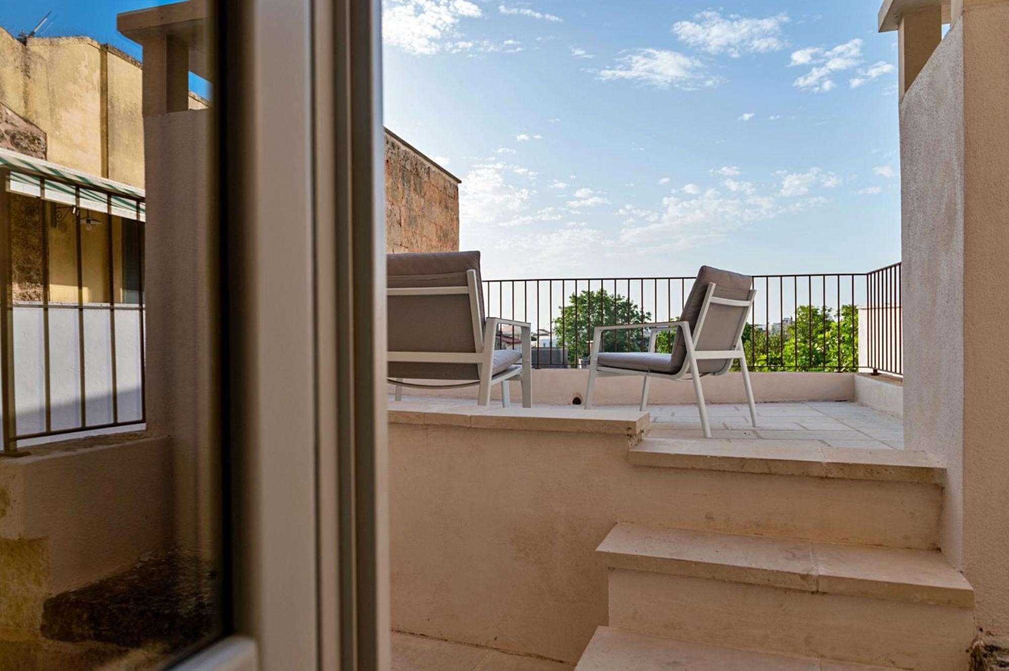 Palazzo Pati Hotell Tiggiano Exteriör bild