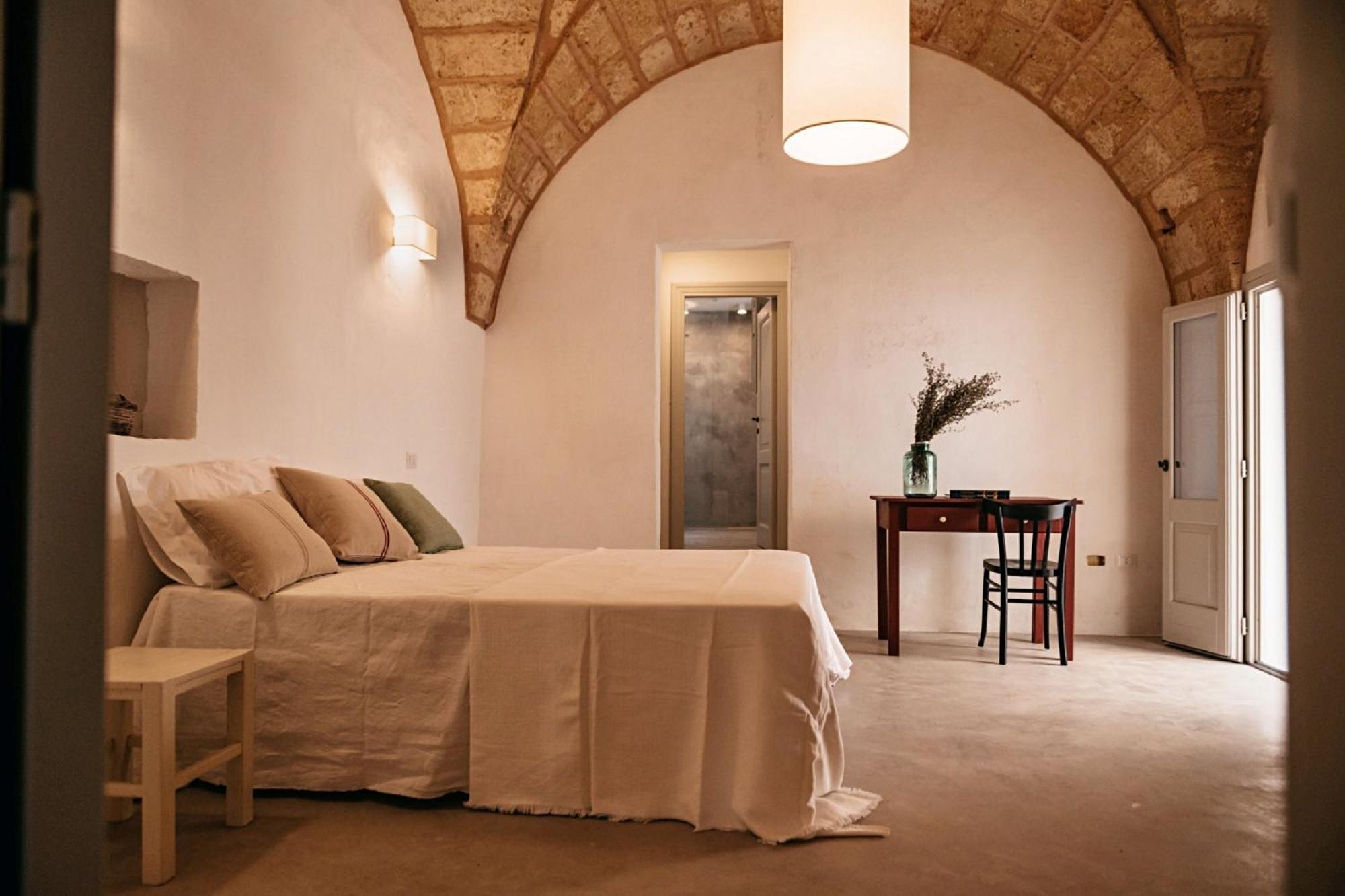 Palazzo Pati Hotell Tiggiano Exteriör bild